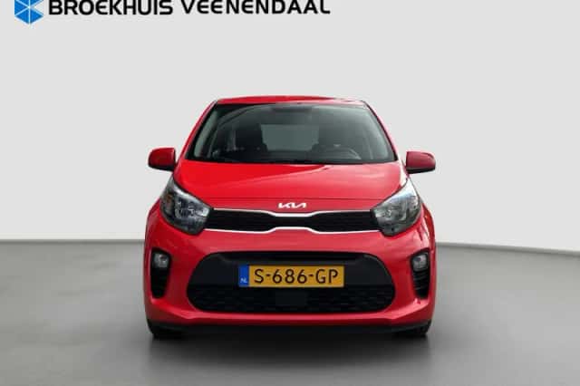 Kia Picanto (2022) thumbnail 4