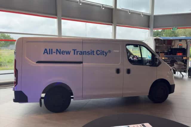 Ford Transit (2026) thumbnail 3