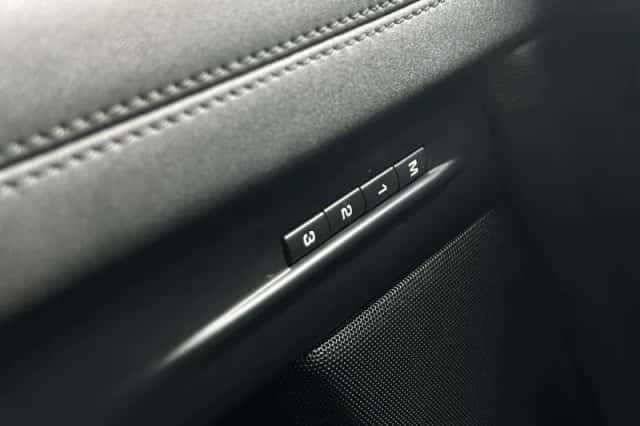 Land Rover Range Rover Evoque (2020) thumbnail 9
