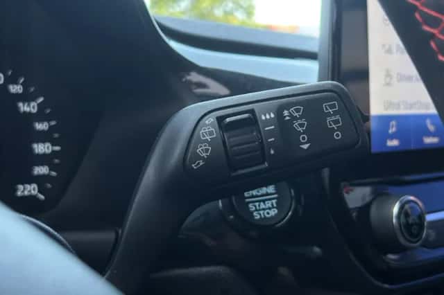 Ford Fiesta (2022) thumbnail 16