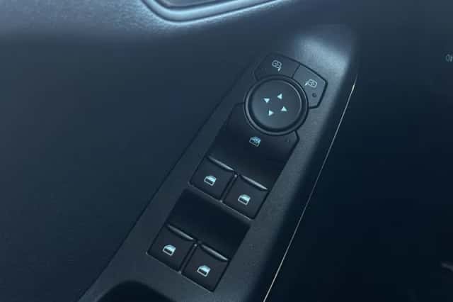 Ford Fiesta (2022) thumbnail 19