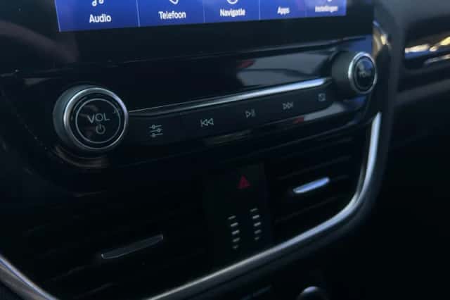 Ford Fiesta (2022) thumbnail 27
