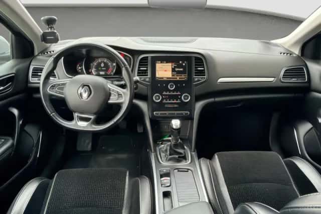 Renault Mégane (2016) thumbnail 2