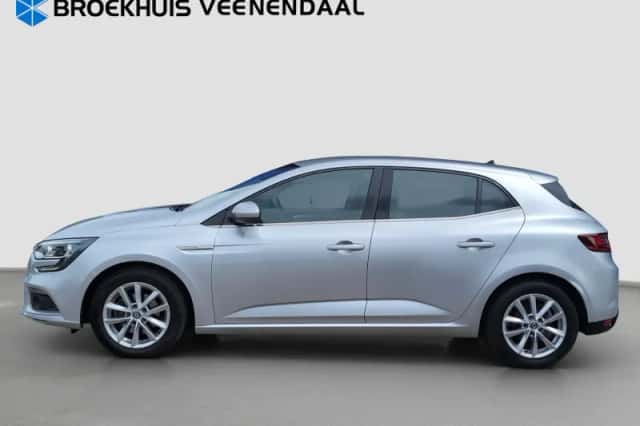 Renault Mégane (2016) thumbnail 3