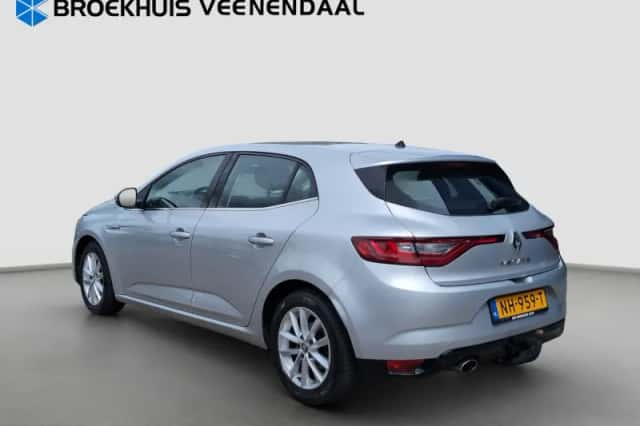 Renault Mégane (2016) thumbnail 4
