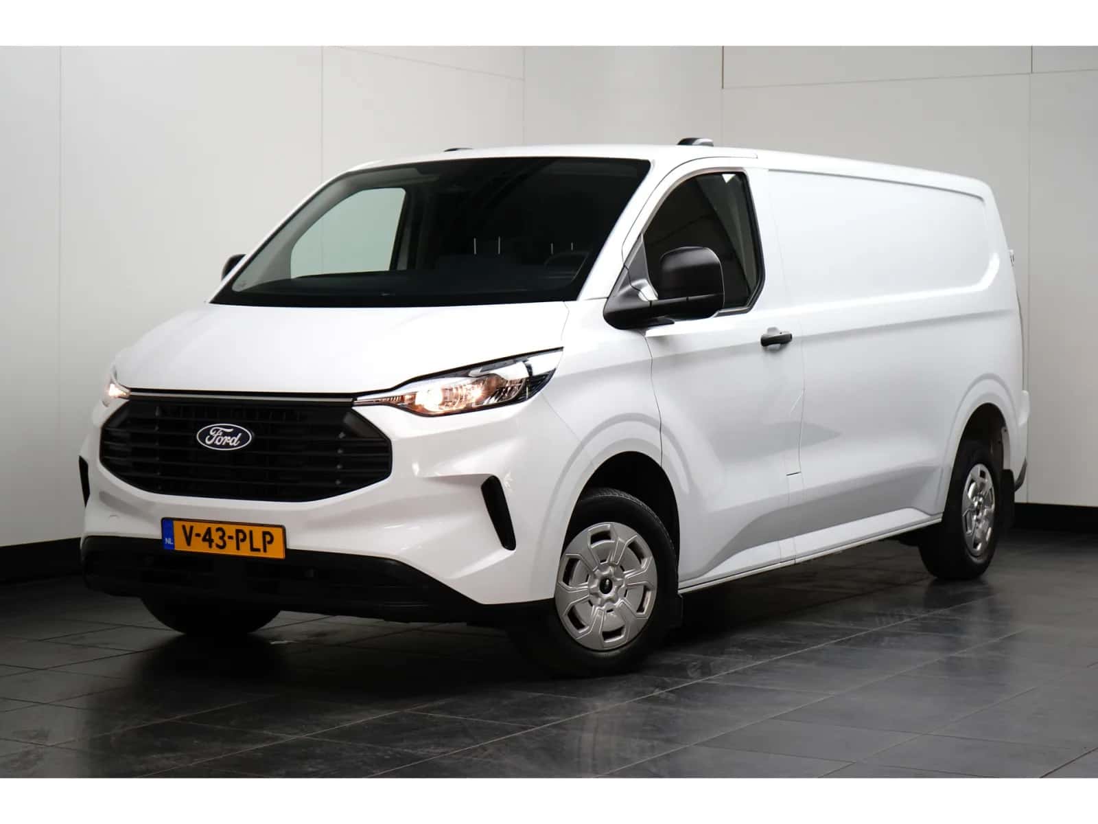 Ford Transit Custom (2024) — foto 1
