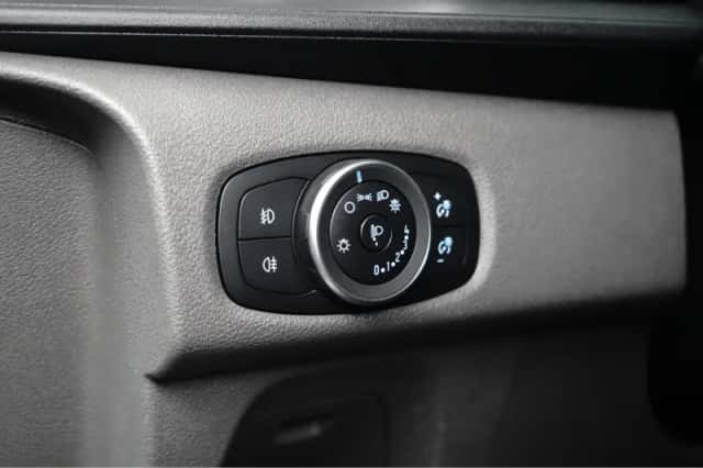 Ford Transit Custom (2023) thumbnail 15