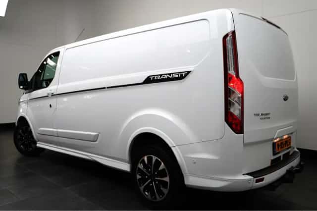 Ford Transit Custom (2023) thumbnail 5