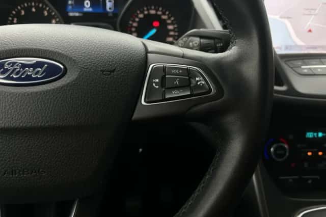 Ford Kuga (2018) thumbnail 14