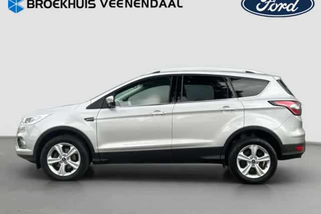 Ford Kuga (2018) thumbnail 6