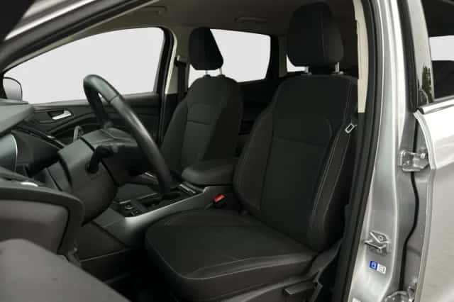 Ford Kuga (2018) thumbnail 8