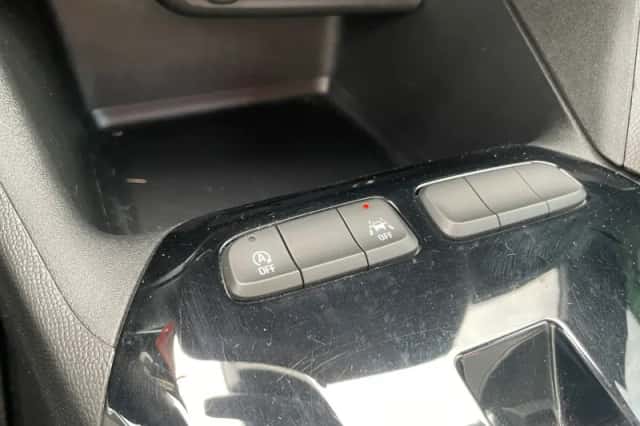 Opel Corsa (2022) thumbnail 23