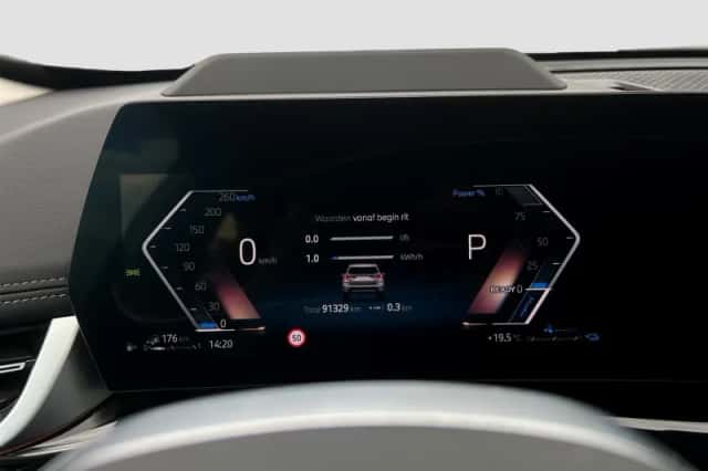 BMW X1 (2024) thumbnail 35