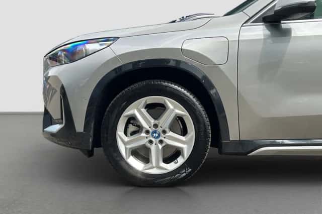 BMW X1 (2024) thumbnail 7