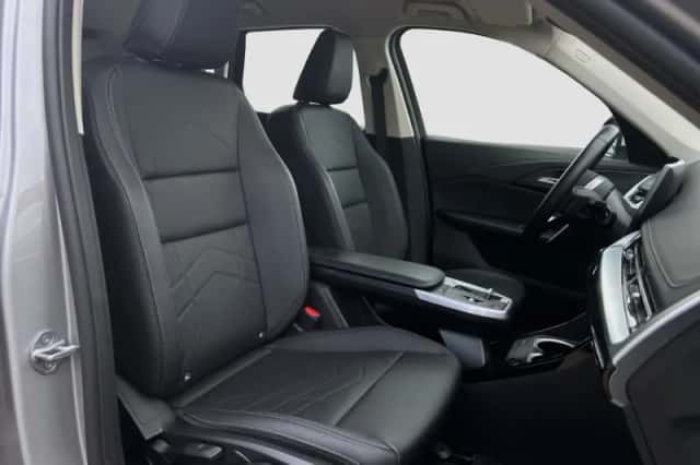 BMW X1 (2024) thumbnail 9