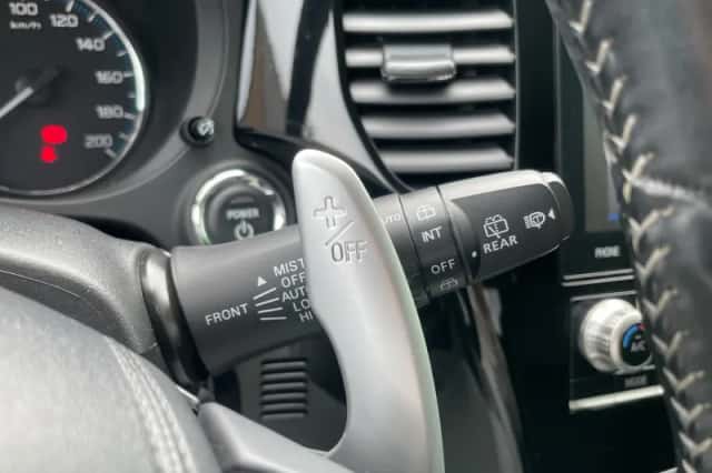 Mitsubishi Outlander (2021) thumbnail 18