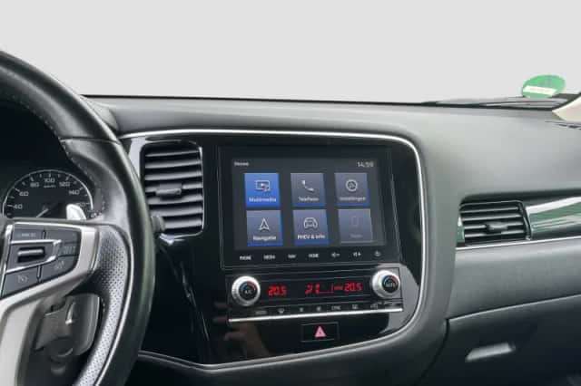 Mitsubishi Outlander (2021) thumbnail 30