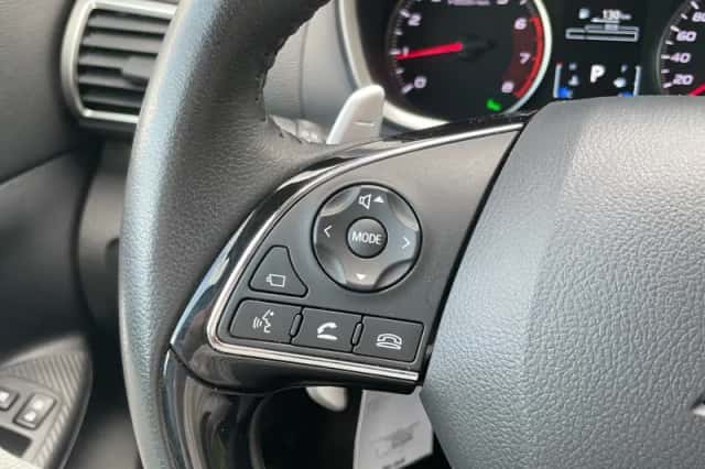 Mitsubishi Eclipse Cross (2019) thumbnail 15