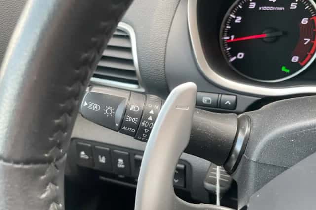 Mitsubishi Eclipse Cross (2019) thumbnail 25