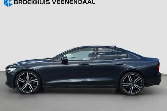 Volvo S60 (2019) thumbnail 3