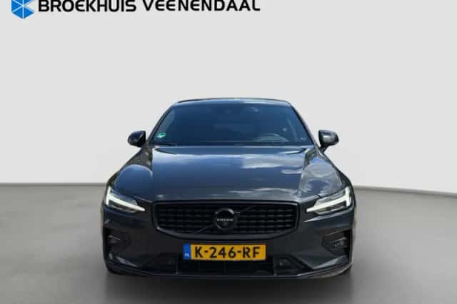 Volvo S60 (2019) thumbnail 4