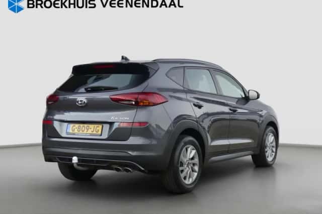 Hyundai Tucson (2019) thumbnail 3