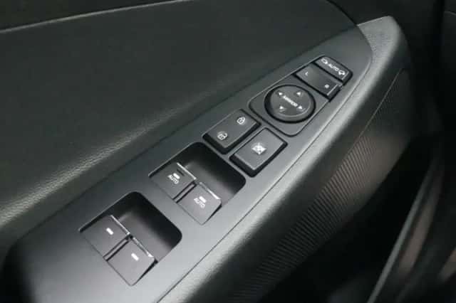 Hyundai Tucson (2019) thumbnail 35