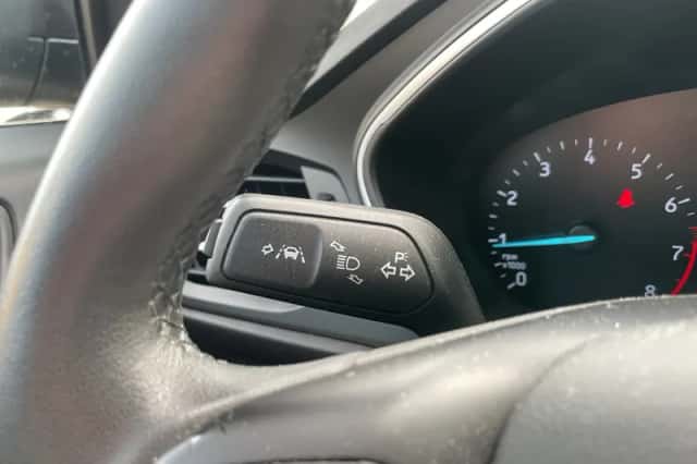 Ford Focus (2020) thumbnail 16