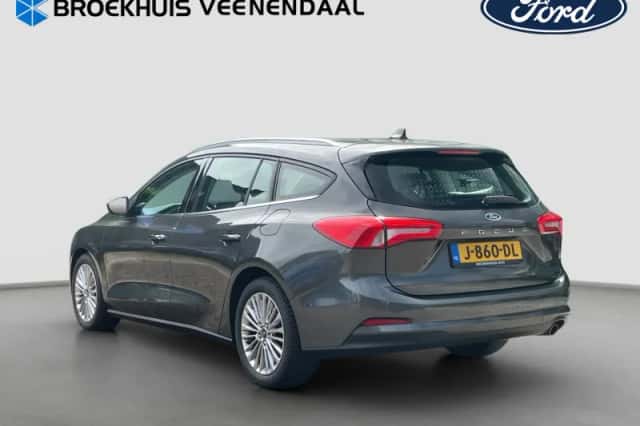 Ford Focus (2020) thumbnail 3