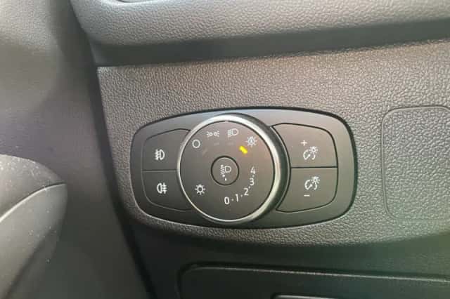 Ford Focus (2020) thumbnail 24