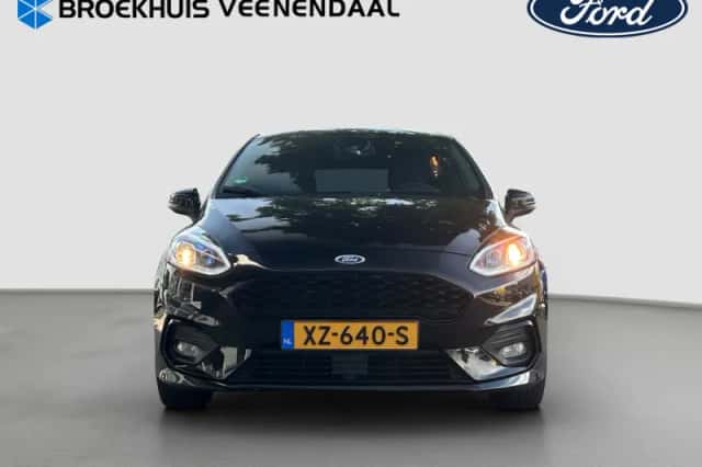 Ford Fiesta (2017) thumbnail 3
