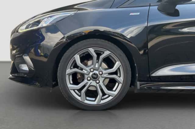 Ford Fiesta (2017) thumbnail 6