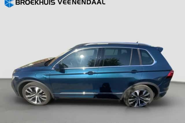 Volkswagen Tiguan (2022) thumbnail 3