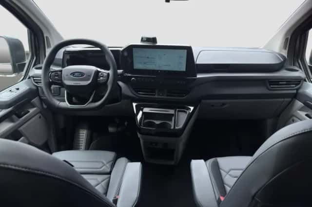 Ford Transit Custom (2026) thumbnail 2