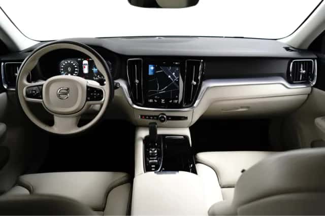 Volvo V60 (2021) thumbnail 2