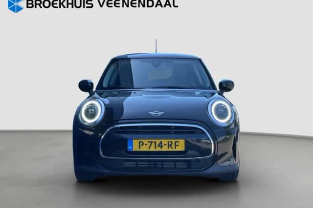 MINI Cooper (2022) thumbnail 4
