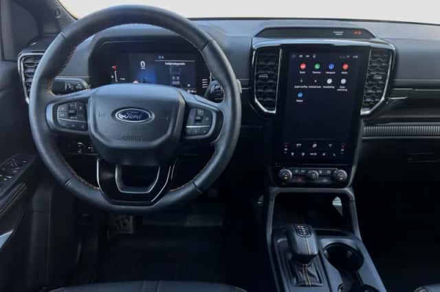 Ford Ranger (2024) thumbnail 2