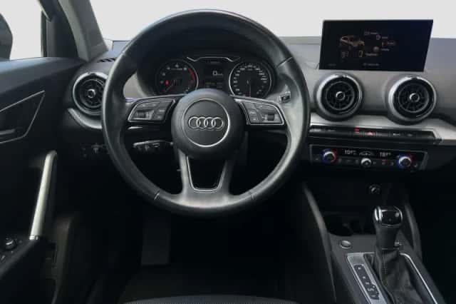Audi Q2 (2021) thumbnail 2