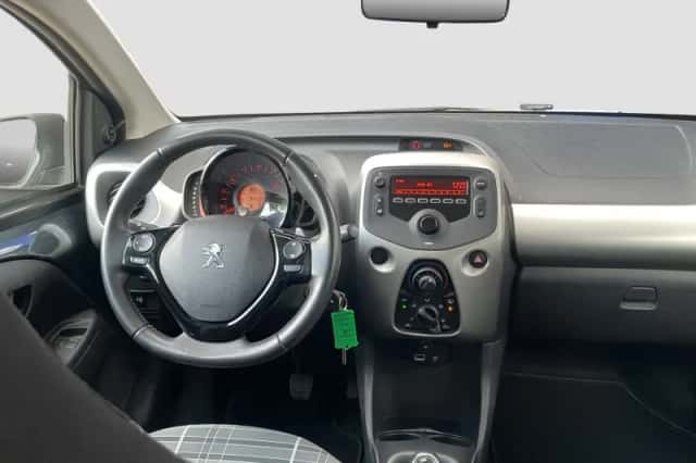 Peugeot 108 (2017) thumbnail 2