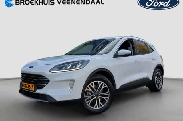 Ford Kuga (2021) thumbnail 1