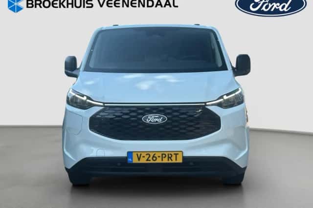 Ford E-Transit Custom (2026) thumbnail 4