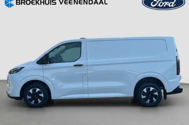 Ford E-Transit Custom (2026) thumbnail 6