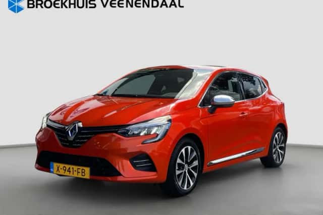 Renault Clio (2023) thumbnail 1