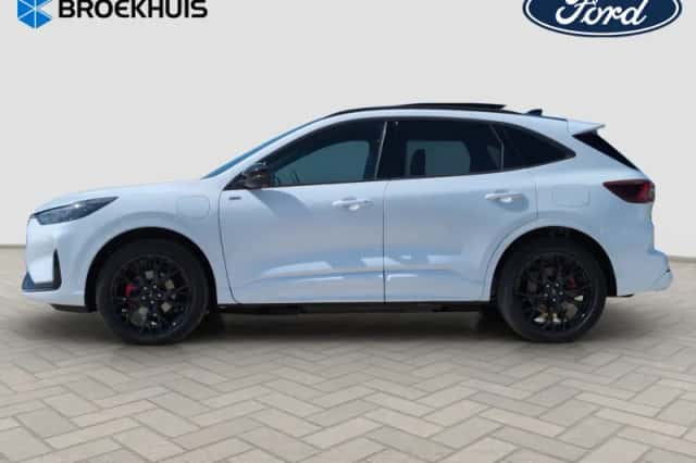 Ford Kuga (2026) thumbnail 2
