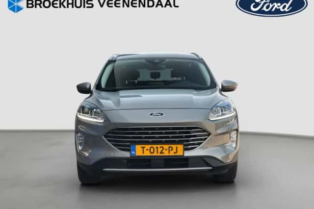 Ford Kuga (2023) thumbnail 4