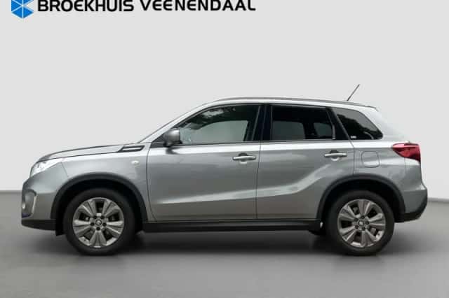 Suzuki Vitara (2019) thumbnail 6