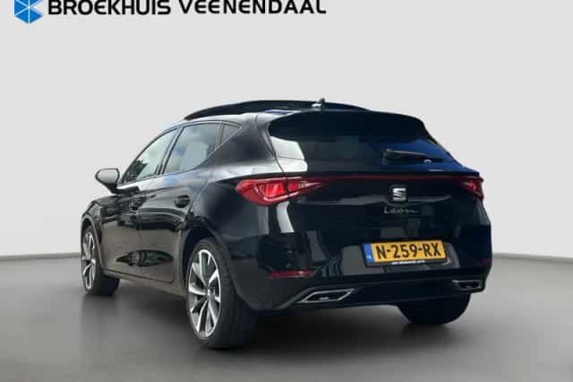 SEAT Leon (2020) thumbnail 3