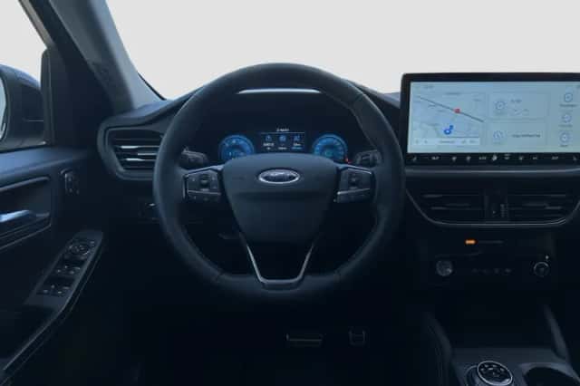 Ford Kuga (2024) thumbnail 2