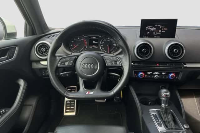 Audi A3 (2018) thumbnail 2