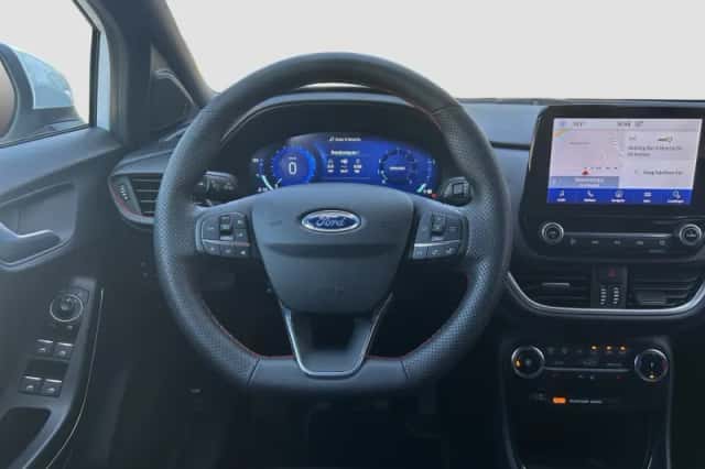 Ford Puma (2023) thumbnail 2